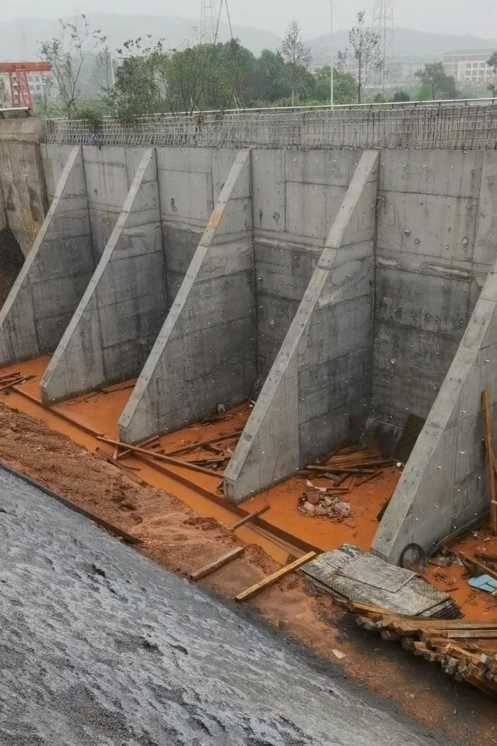 沧州新华区锚杆式挡土墙